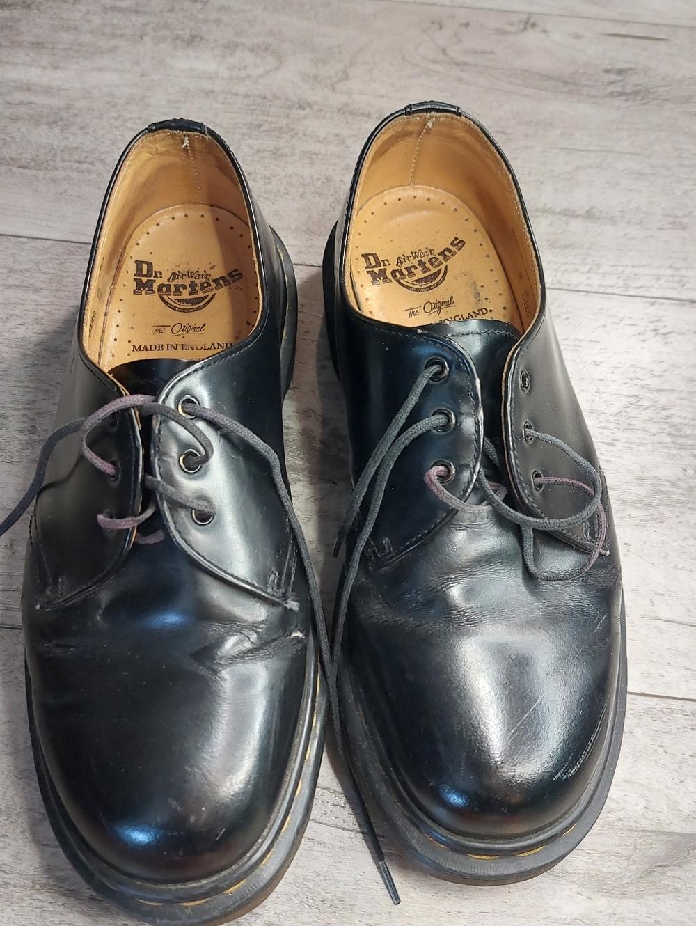 Vintage 90's Dr. Martens Black Leather 3-Eye Derby Shoes